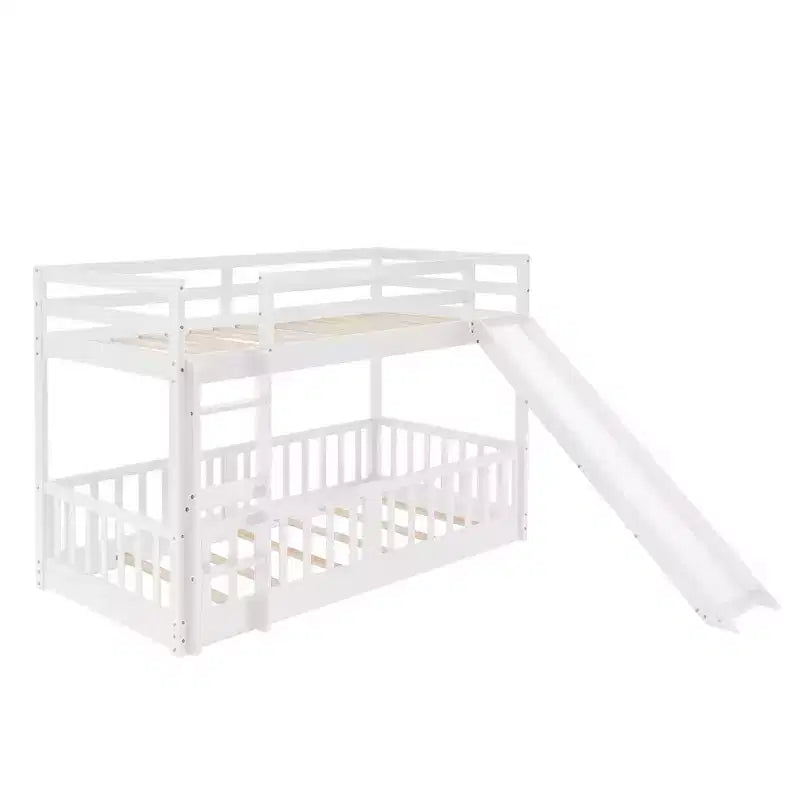 Lit superposé simple sur simple avec toboggan et échelle, garde-corps pleine longueur, cadre en bois massif