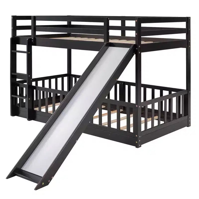 Lit superposé simple sur simple avec toboggan et échelle, garde-corps pleine longueur, cadre en bois massif