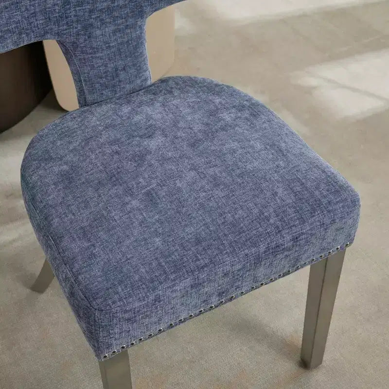 Chaises de salle à manger de ferme, chaises d'appoint modernes du milieu du siècle en tissu de lin doux avec pieds en acier, garniture cloutée pour la décoration intérieure