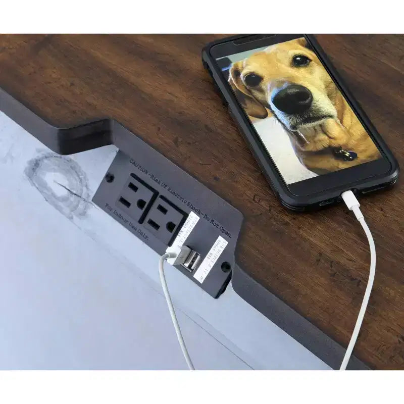 Table de chevet noire/grise : style cottage avec ports USB et prises secteur
