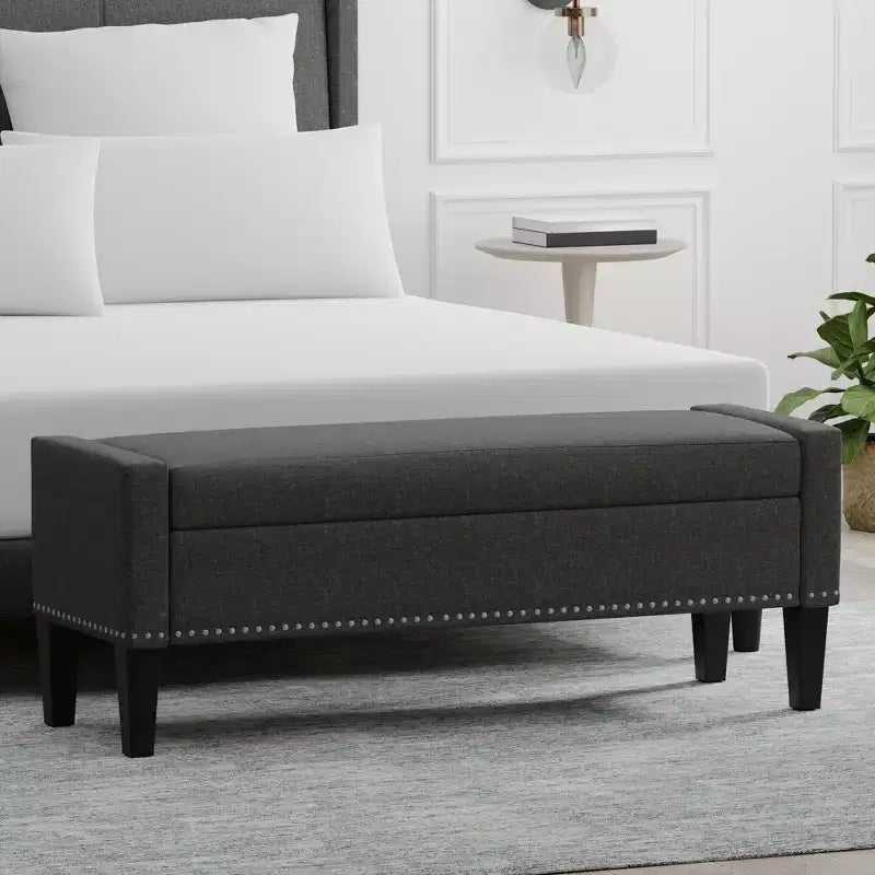 Banc de rangement capitonné avec accoudoirs tronqués