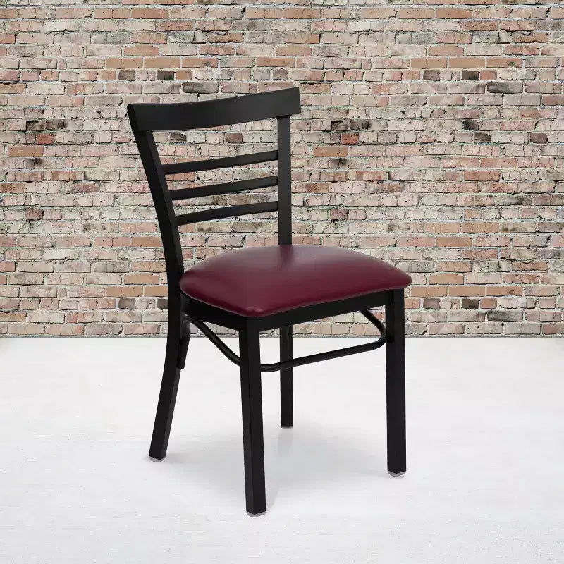 Chaise de restaurant en métal à dossier échelle trois barreaux