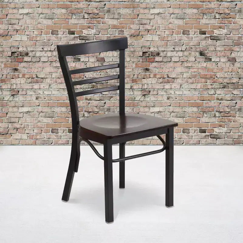 Chaise de restaurant en métal à dossier échelle trois barreaux